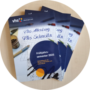 Programmhefte der Volkshochschule Altenburger Land.